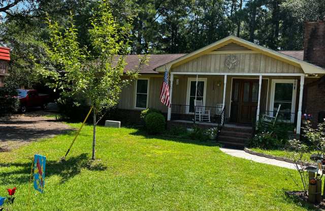 Furnished 2 Bedroom in Riverbend - 101 Outrigger Road, River Bend, NC 28562