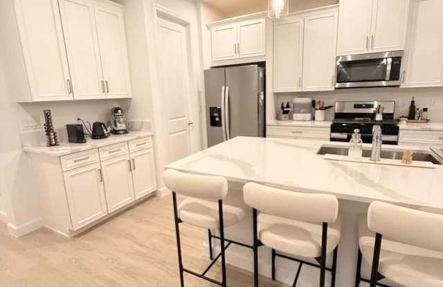 13462 SW Bally Drive Gallery 4