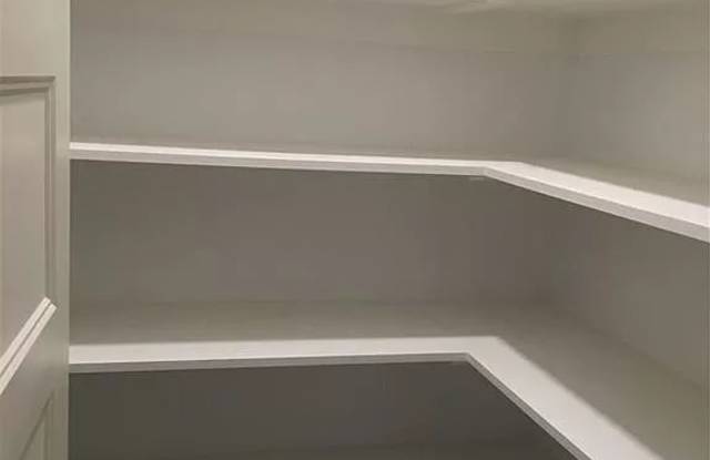 635 North 15th Street - B Gallery 3