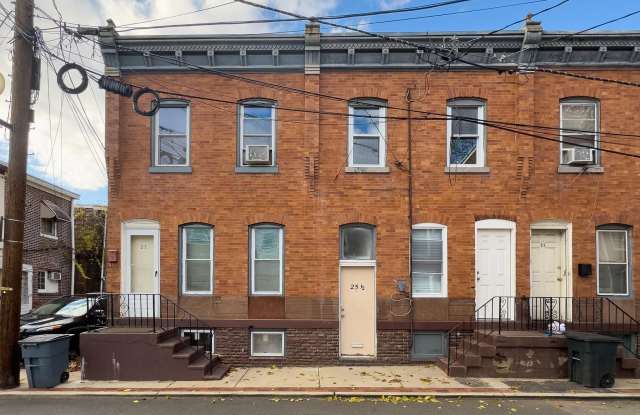 25 1/2 PEACE Street photos photos