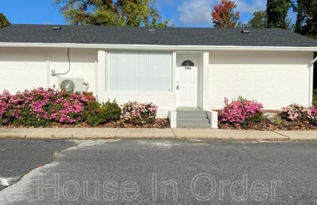 790 N Grove photos photos