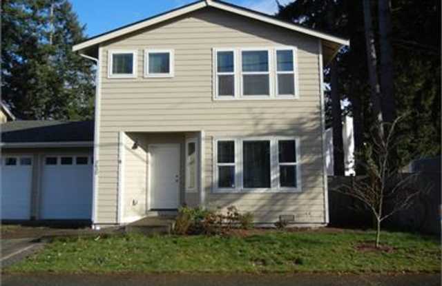 3 Bedroom 2.5 Bath in Tumwater Gallery 1