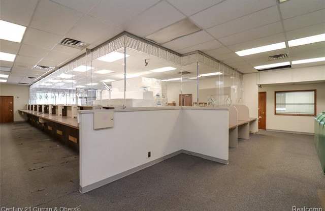 30094 FORD Road Gallery 4