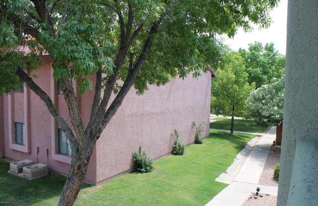 2166 N Pantano Road Gallery 4