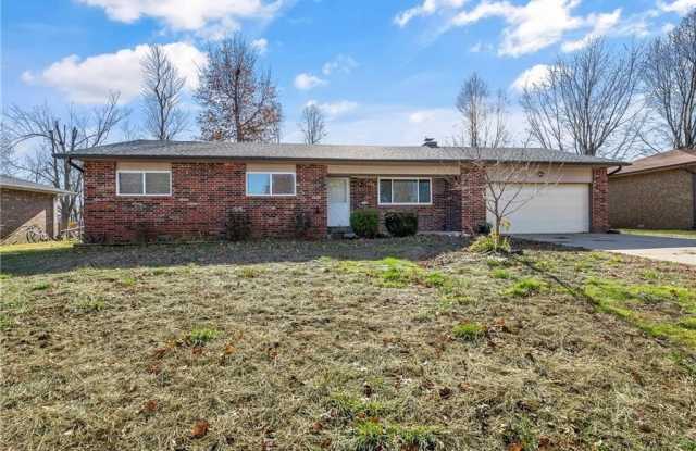 1306  W Bonnie  LN photos photos