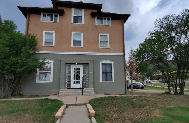 504 S 5th St photos photos