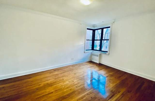 4501 Broadway Apt 4C Gallery 3