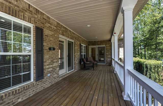 111 Waynoka Lane Gallery 4