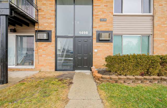 1498 Nancywood photos photos