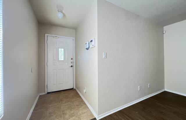 10007 SOUTHERN SUN Gallery 2