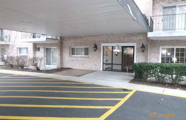 1000 S Lorraine Rd Apt 414 - 1000 South Lorraine Road, Wheaton, IL 60189