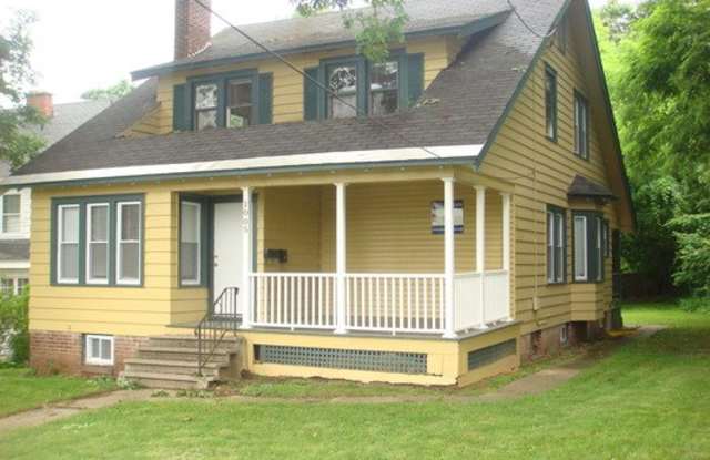 1005 E Colvin St Apt 2 photos photos 1005 E Colvin St Apt 2 photos photos