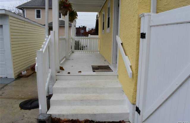 10 Van Cott Avenue Gallery 2