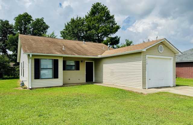 112 Saskatchewan Street photos photos