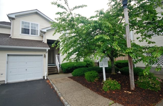 2 POTOMAC DR - 2 Potomac Drive, Somerset County, NJ 07920