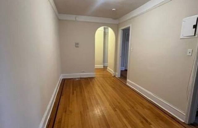 1 Broad Pkwy Gallery 1