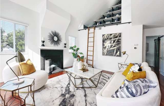 23 Greenmoor # 18 photos photos 23 Greenmoor # 18 photos photos