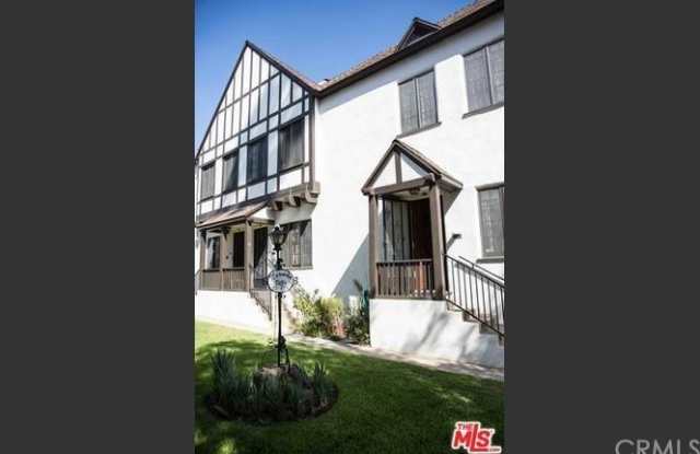 81 N Catalina Avenue Gallery 2