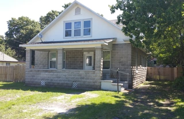 311 North Maple Avenue - 311 Maple Ave, Kissimmee, FL 34741