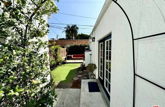 540 Huntley Dr photos photos