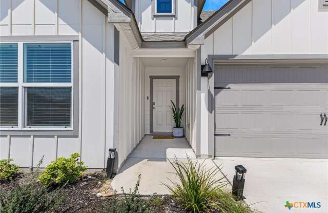 4011 Baerlon Cove Gallery 2