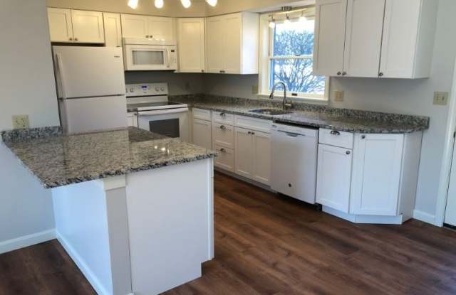 29 Maple Dr Gallery 2