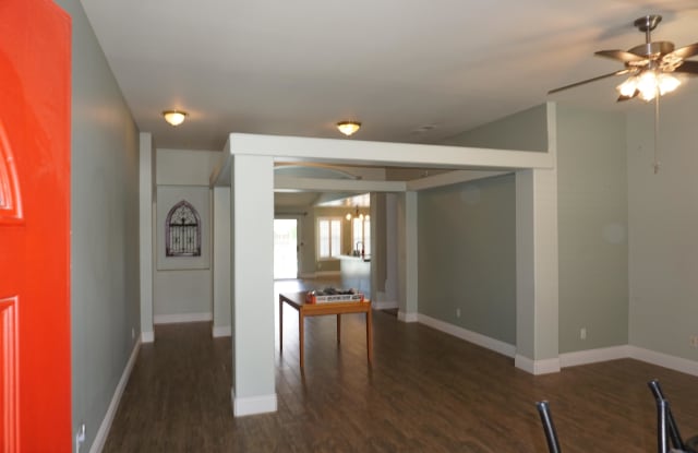 5203 Molise Court Gallery 3
