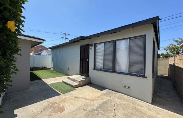 4213 W 166th Street photos photos
