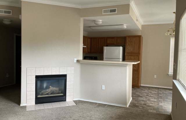 3896 Riviera GrvApt 101 Gallery 2