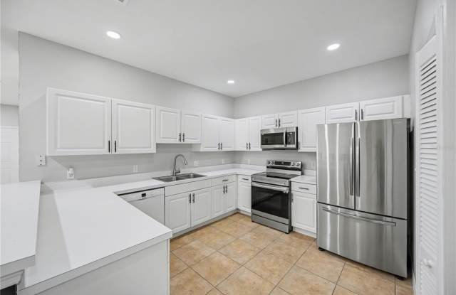 3158 SUN LAKE COURT Gallery 3