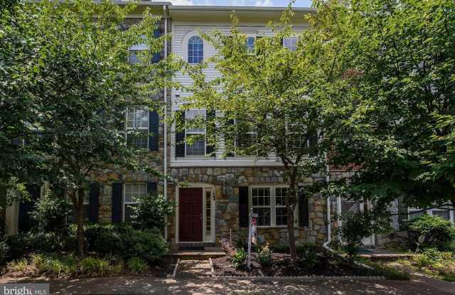 122 ELMCROFT Boulevard photos photos