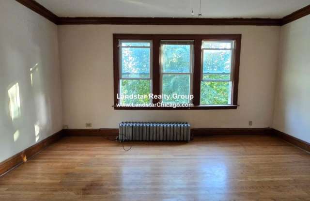 4542 Kilbourn Gallery 2