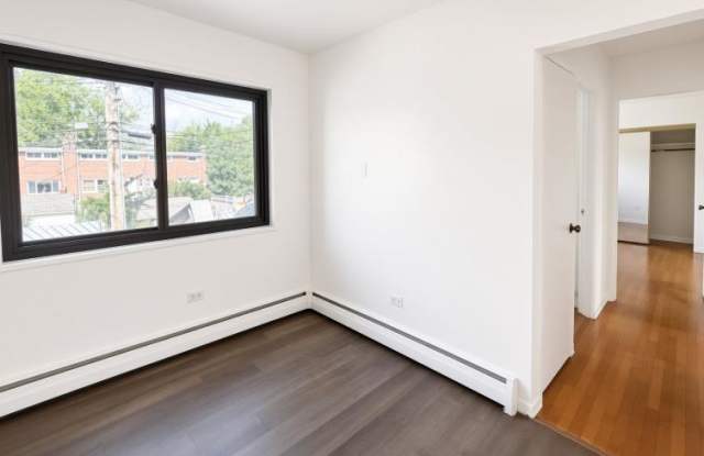 6456 North Ridge Boulevard Gallery 2