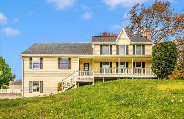 New Market Rental photos photos