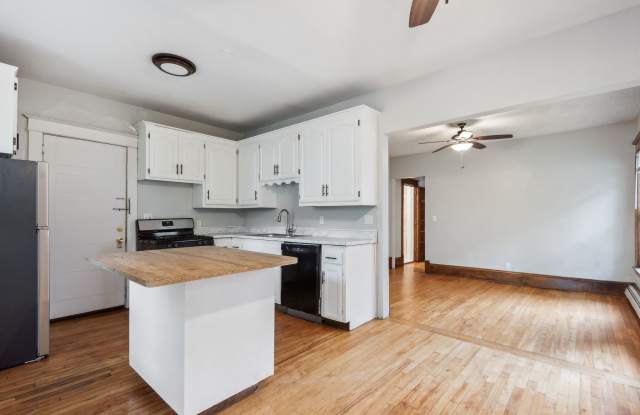 2723 Hennepin Avenue S - 2723 Hennepin Avenue South, Minneapolis, MN 55408