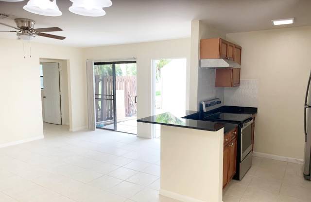 13 Crossings Circle photos photos