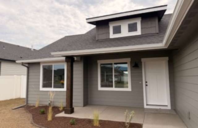 Beautiful New Construction! Gallery 3