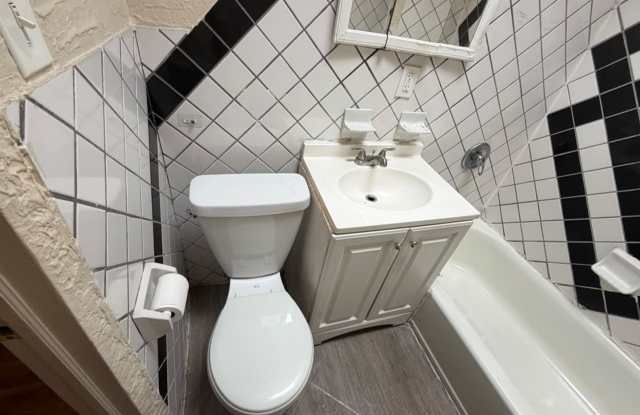 Spacious 3-Bedroom Full House in Philadelphia | Dishwasher, Washer Dryer Included! Gallery 3