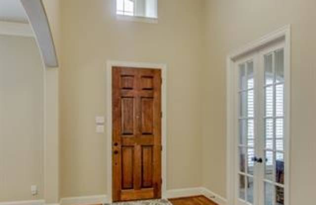 700 Butchart Drive Gallery 4