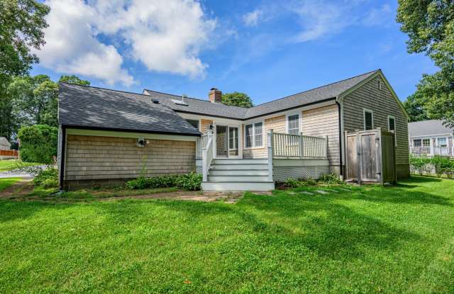 12 Brattle Drive Gallery 2