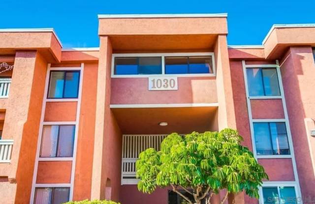 Available Now! 2 Bedroom Apartment - 1030 East Washington Avenue, Escondido, CA 92046