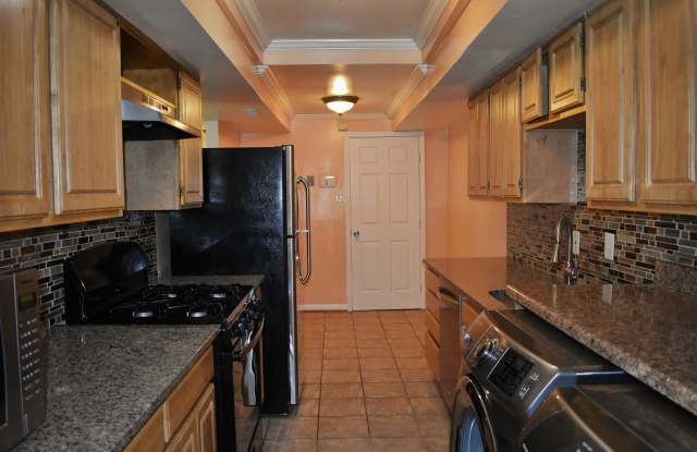 10242 Prince Pl Apt 20-T5 Gallery 3
