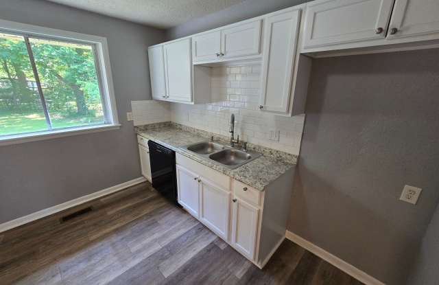 3914 Susan Cir Gallery 4