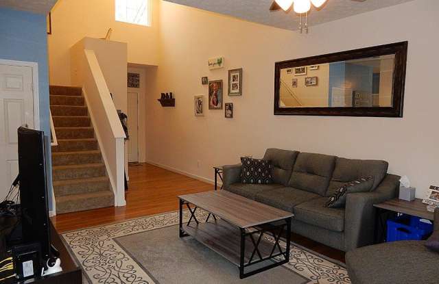 3881 Elter Lane Gallery 3