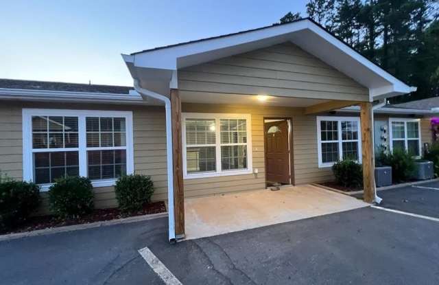 255 La Vista Drive - 255 La Vista Drive, Epworth, GA 30513
