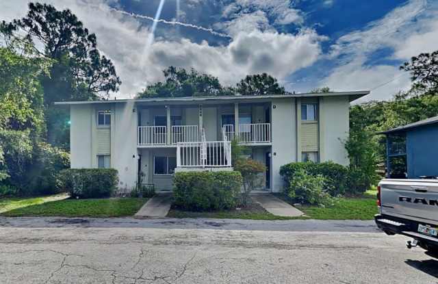 2549 S Oak Ave - 2549 South Oak Avenue, Sanford, FL 32773
