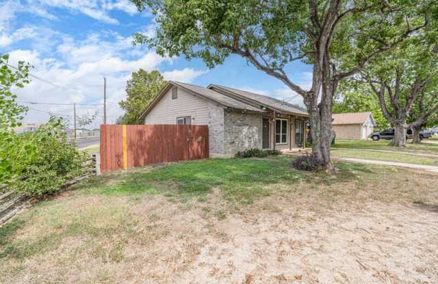 5207 Gawain Drive Gallery 1