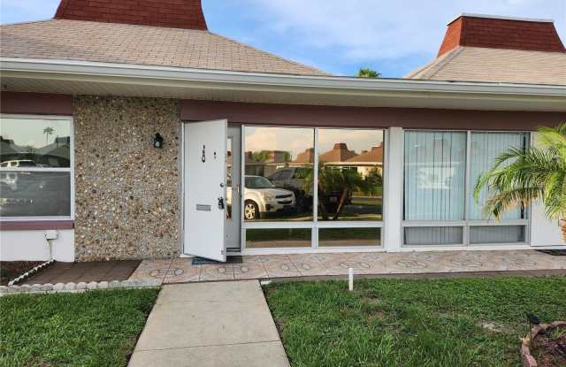 4347 TAHITIAN GARDENS CIRCLE - 4347 Tahitian Gardens Circle, Holiday, FL 34691