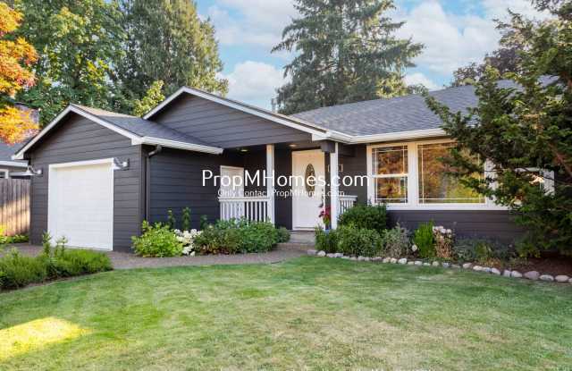Beautifully Updated 4 Bedroom Home in Hillsboro! photos photos