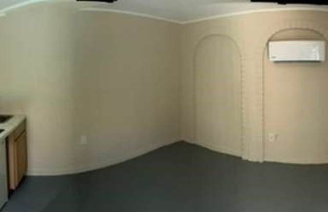 4324 NW 76th Ave Gallery 2